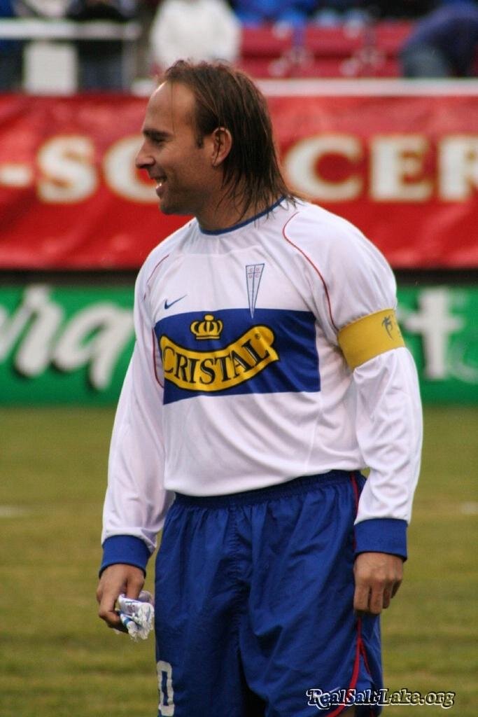 RSLvUniversidadCatolica-06.08.05_003.jpg