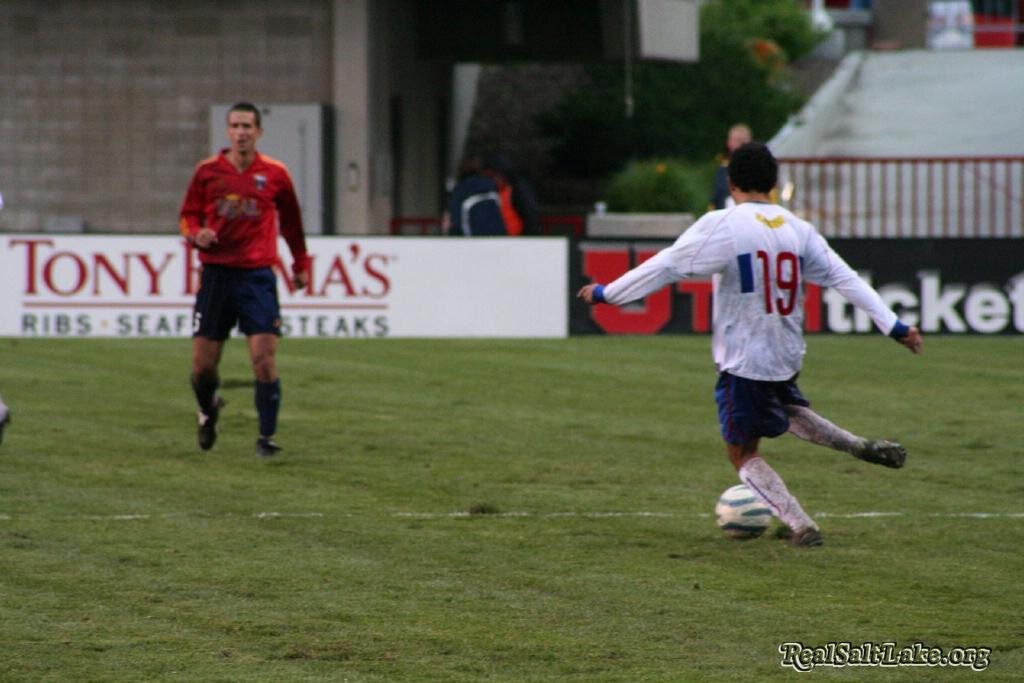 RSLvUniversidadCatolica-06.08.05_033.jpg
