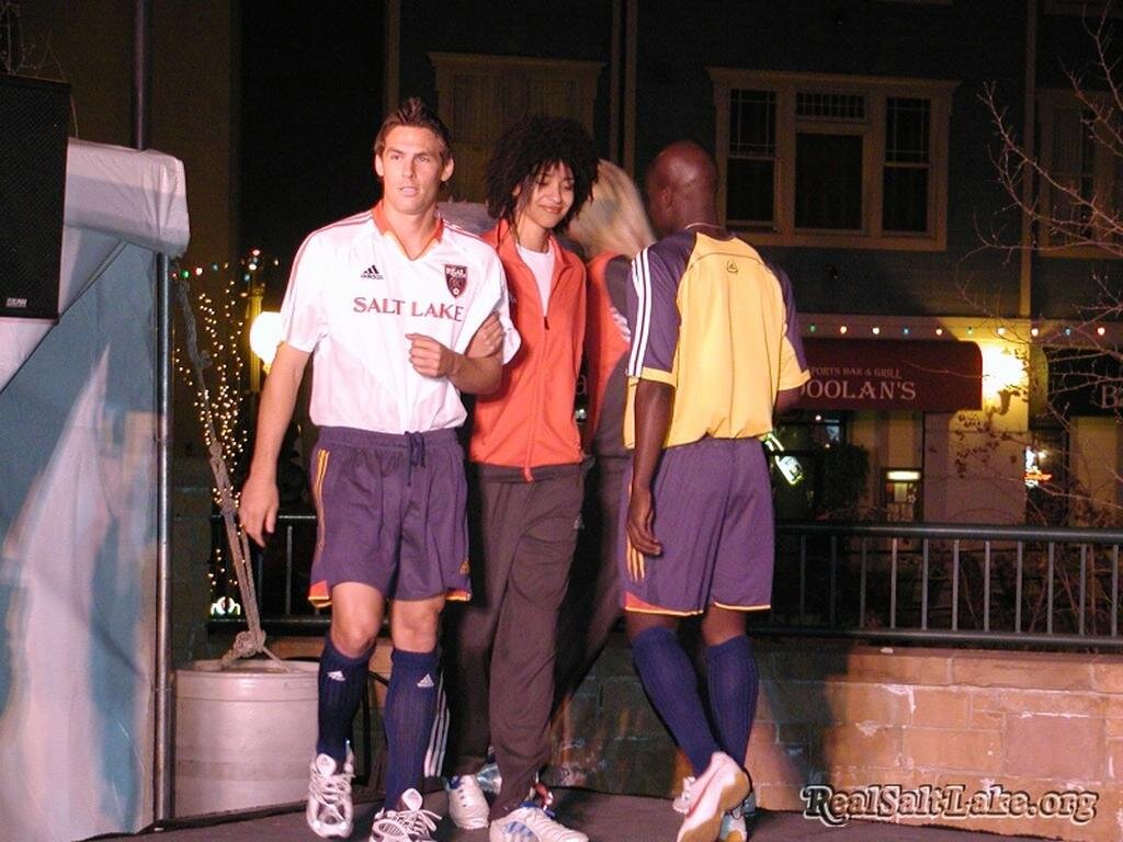JerseyUnveiled_033.jpg